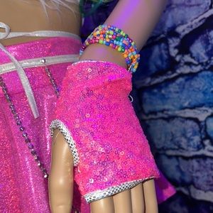 NEW Super cute sequined neon pink gloves
